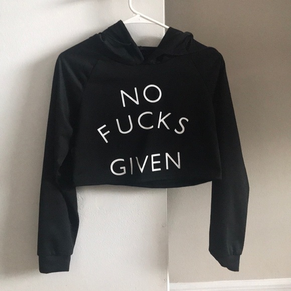 Sweaters - Graphic Crop Hoodie